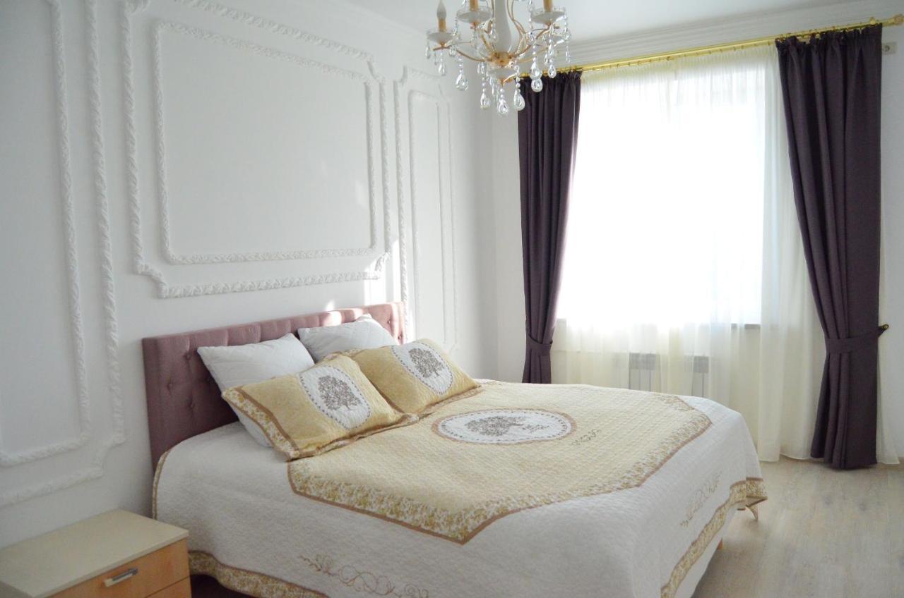 Golden Park Hotel Pavlodar Room photo